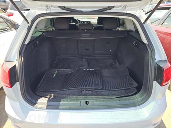 2018 Volkswagen Golf SportWagen S Wagon - miniatura 13