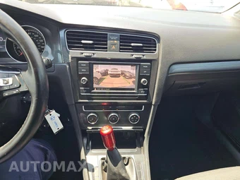 2018 Volkswagen Golf SportWagen S Wagon - miniatura 9