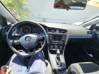 2018 Volkswagen Golf SportWagen S Wagon - miniatura 11