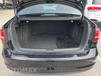 2018 Volkswagen Jetta S – miniatura 16