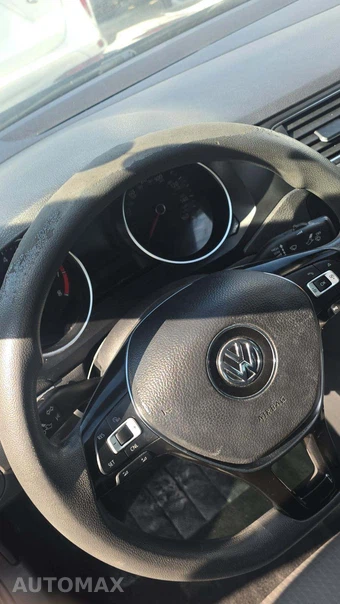 2018 Volkswagen Jetta S – miniatura 19