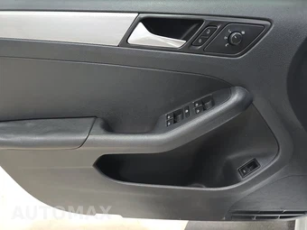 2018 Volkswagen Jetta S - miniatura 9