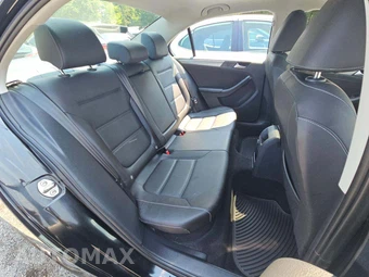 2018 Volkswagen Jetta SE - miniatura 16