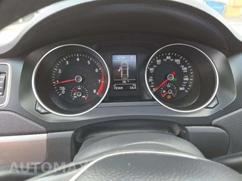 2018 Volkswagen Jetta SE – miniatura 9
