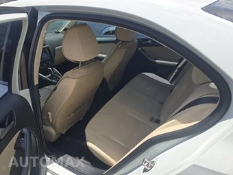 2018 Volkswagen Jetta SEL - miniatura 13