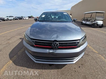 2018 Volkswagen Jetta Sport – miniatura 2
