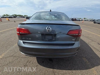 2018 Volkswagen Jetta Sport – miniatura 5