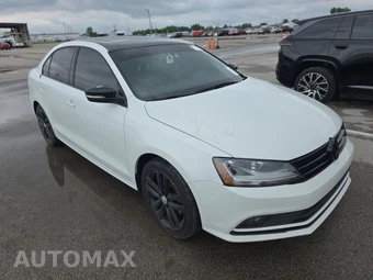 2018 Volkswagen Jetta Sport – miniatura 3