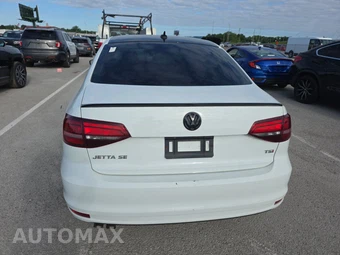 2018 Volkswagen Jetta Sport – miniatura 5