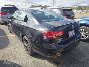 2018 Volkswagen Jetta Sport - miniatura 6