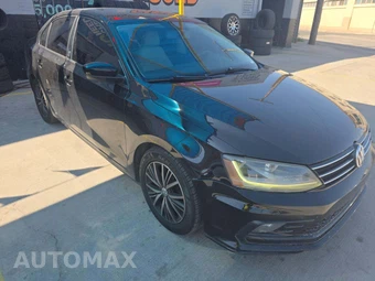 2018 Volkswagen Jetta Wolfsburg Edition – miniatura 4