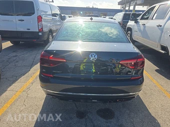 2018 Volkswagen Passat 2.0T R-Line - miniatura 5