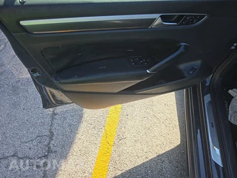 2018 Volkswagen Passat 2.0T R-Line - miniatura 9