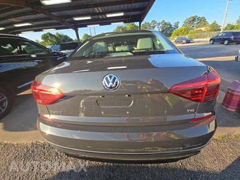 2018 Volkswagen Passat 2.0T R-Line - miniatura 5