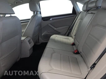 2018 Volkswagen Passat 2.0T R-Line - miniatura 13