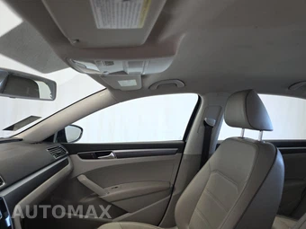 2018 Volkswagen Passat 2.0T R-Line - miniatura 18