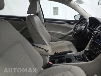 2018 Volkswagen Passat 2.0T R-Line - miniatura 8