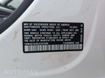 2018 Volkswagen Passat 2.0T R-Line - miniatura 2