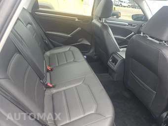 2018 Volkswagen Passat 2.0T R-Line - miniatura 13