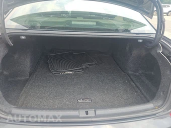 2018 Volkswagen Passat 2.0T R-Line - miniatura 17