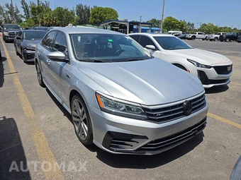 2018 Volkswagen Passat 2.0T R-Line - miniatura 3