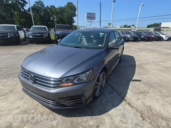 2018 Volkswagen Passat 2.0T R-Line