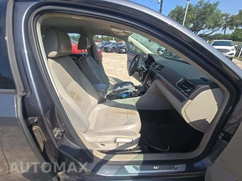 2018 Volkswagen Passat 2.0T R-Line – miniatura 15