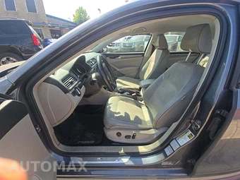 2018 Volkswagen Passat 2.0T R-Line – miniatura 3