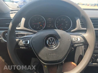 2018 Volkswagen Passat 2.0T S - miniatura 10