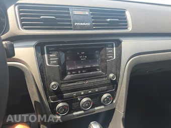 2018 Volkswagen Passat 2.0T S - miniatura 11