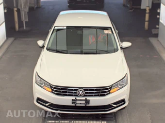 2018 Volkswagen Passat 2.0T S - miniatura 2