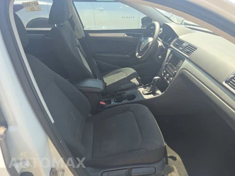 2018 Volkswagen Passat 2.0T S - miniatura 8