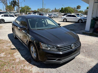2018 Volkswagen Passat 2.0T S - miniatura 3