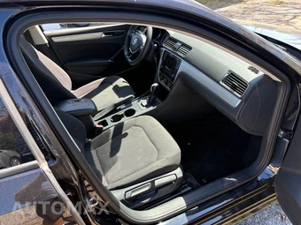 2018 Volkswagen Passat 2.0T S - miniatura 7