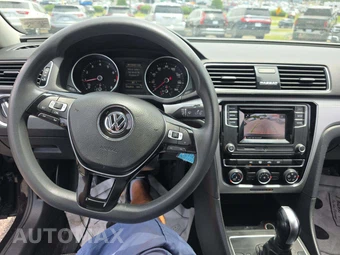 2018 Volkswagen Passat 2.0T S - miniatura 10