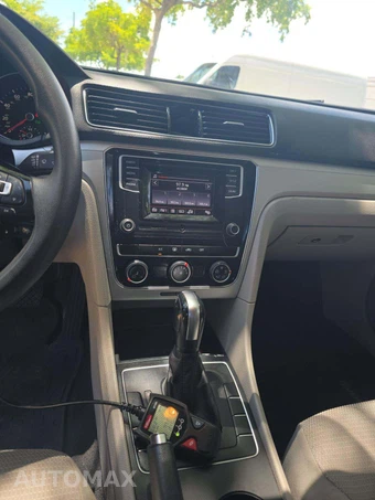 2018 Volkswagen Passat 2.0T S - miniatura 10