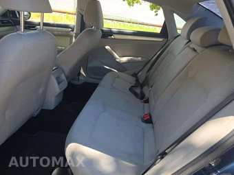 2018 Volkswagen Passat 2.0T S - miniatura 13