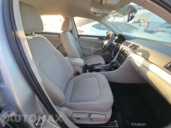 2018 Volkswagen Passat 2.0T S - miniatura 8