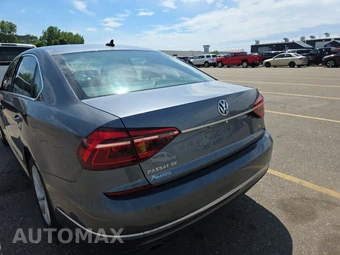 2018 Volkswagen Passat 2.0T SE – miniatura 6