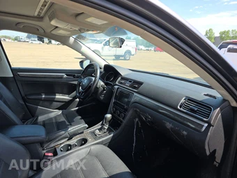 2018 Volkswagen Passat 2.0T SE – miniatura 8