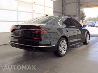 2018 Volkswagen Passat 2.0T SE - miniatura 4
