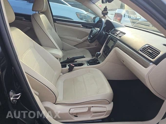 2018 Volkswagen Passat 2.0T SE - miniatura 8