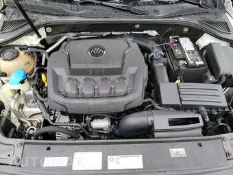 2018 Volkswagen Passat 2.0T SE – miniatura 15