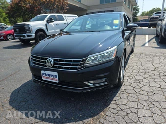 2018 Volkswagen Passat 2.0T SE w/Technology