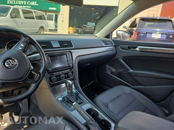 2018 Volkswagen Passat 2.0T SE w/Technology - miniatura 10