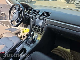 2018 Volkswagen Passat 2.0T SE w/Technology - miniatura 19