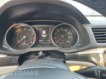 2018 Volkswagen Passat Comfortline - miniatura 18
