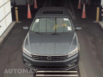 2018 Volkswagen Passat Comfortline - miniatura 2