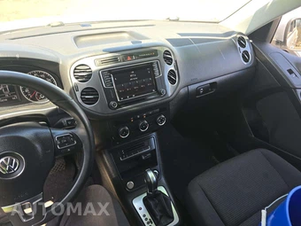 2018 Volkswagen Tiguan Limited - miniatura 10