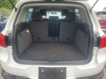 2018 Volkswagen Tiguan Limited - miniatura 16